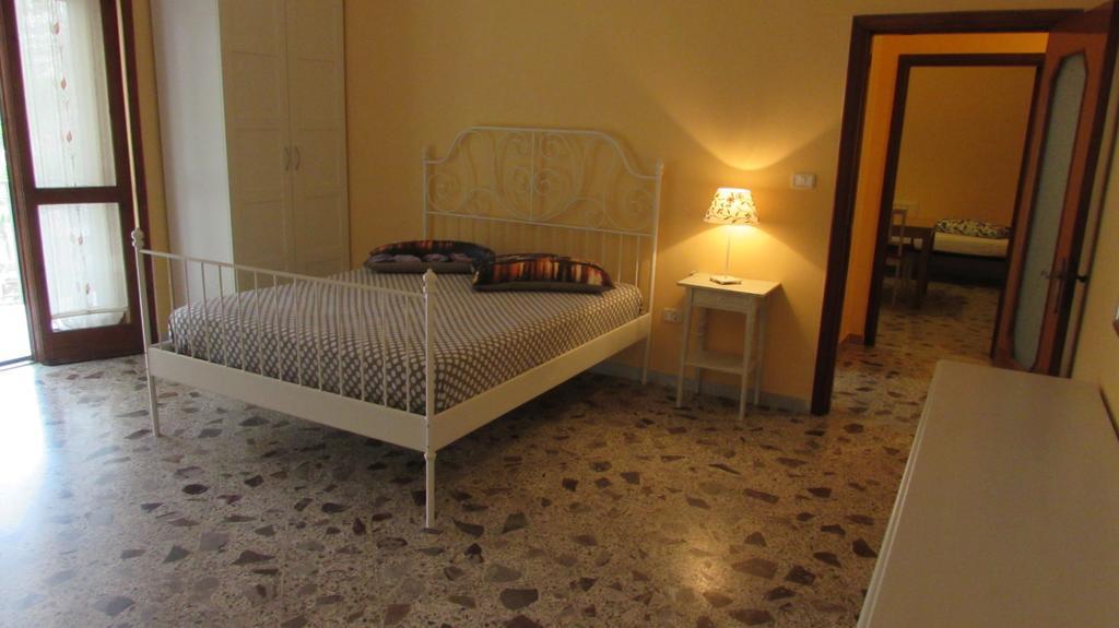 Villa Claudianna Bed & Bike Paestum Exterior photo