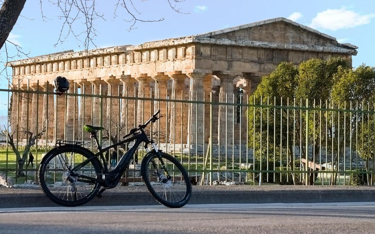 Villa Claudianna Bed & Bike Paestum Exterior photo